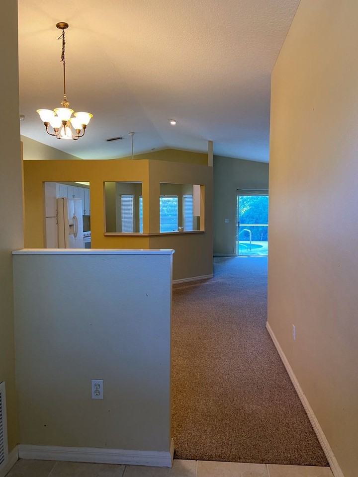 2509 6th Ct E - Photo 3 of 10
