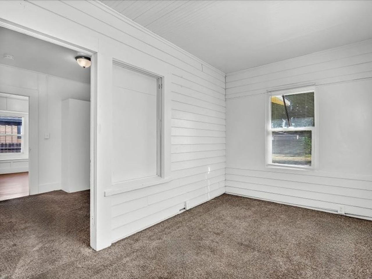 333 E Ivy St - Photo 4 of 16