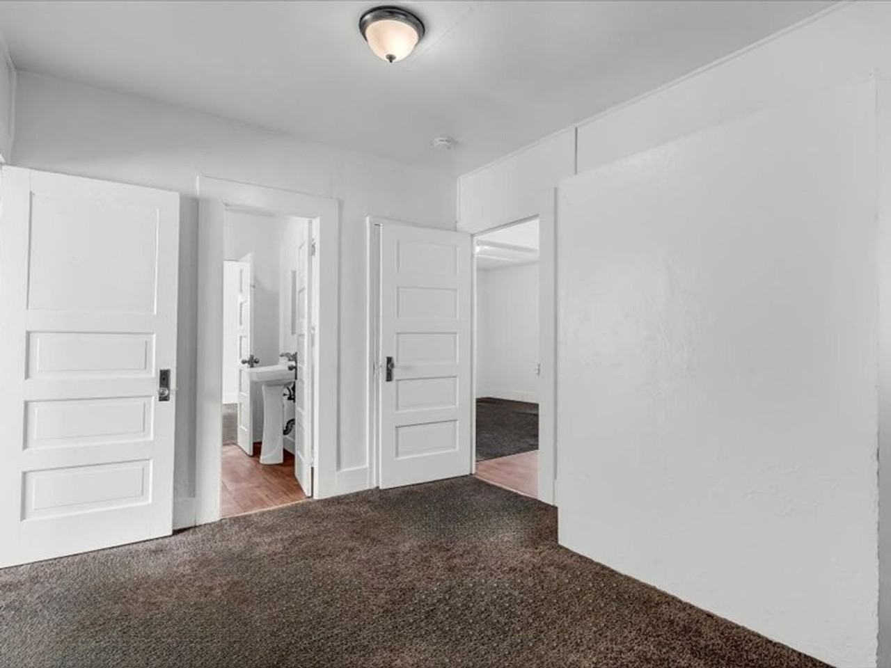 333 E Ivy St - Photo 6 of 16