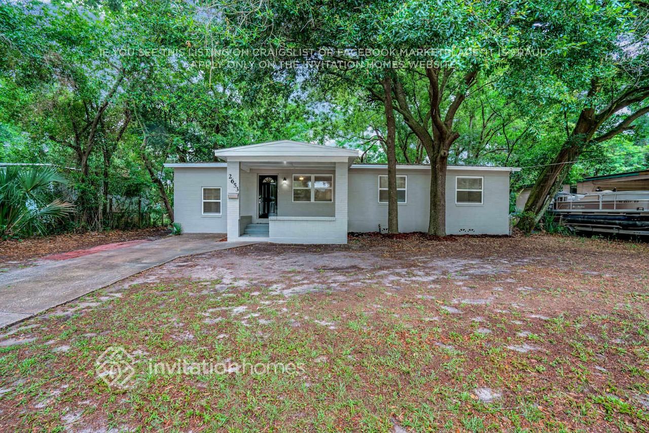 2653 Townsend Blvd - Photo 2 of 27