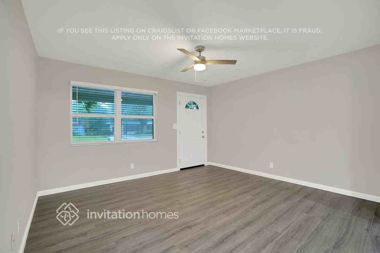 2653 Townsend Blvd - Photo 6 of 27