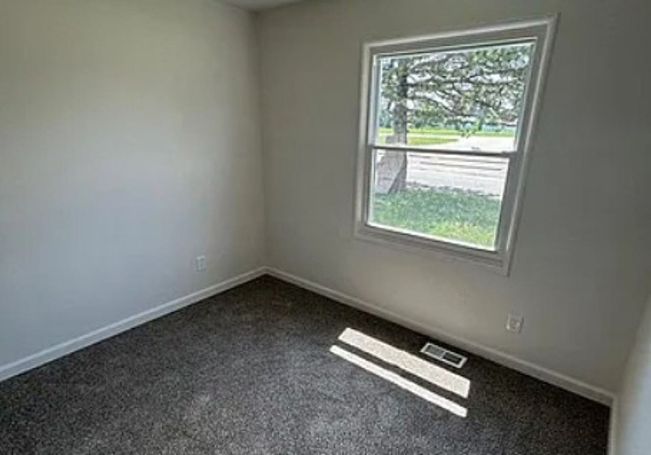 1515 Andrews Dr - Photo 6 of 9
