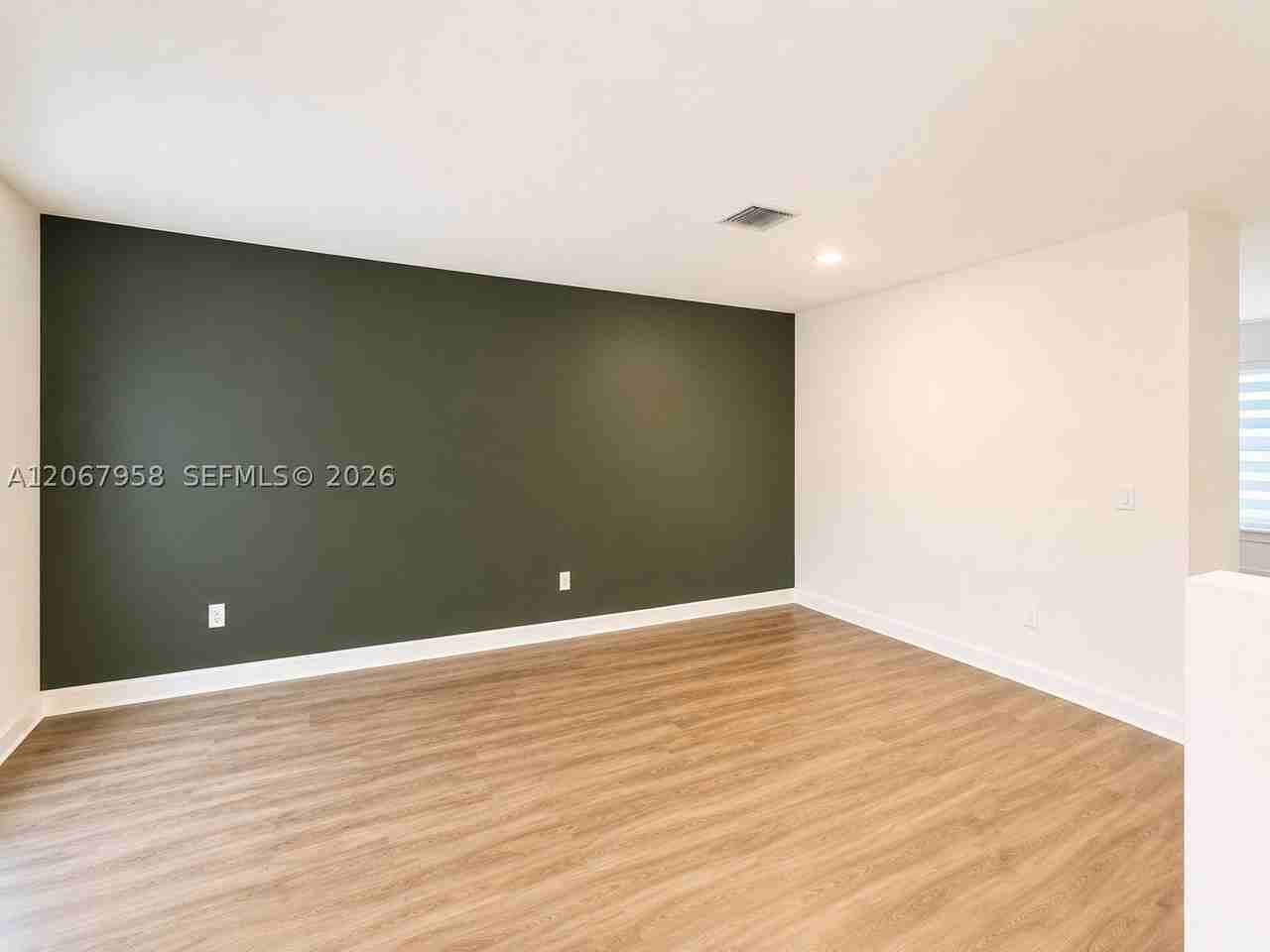 18120 Sw 148th Rd - Photo 2 of 16