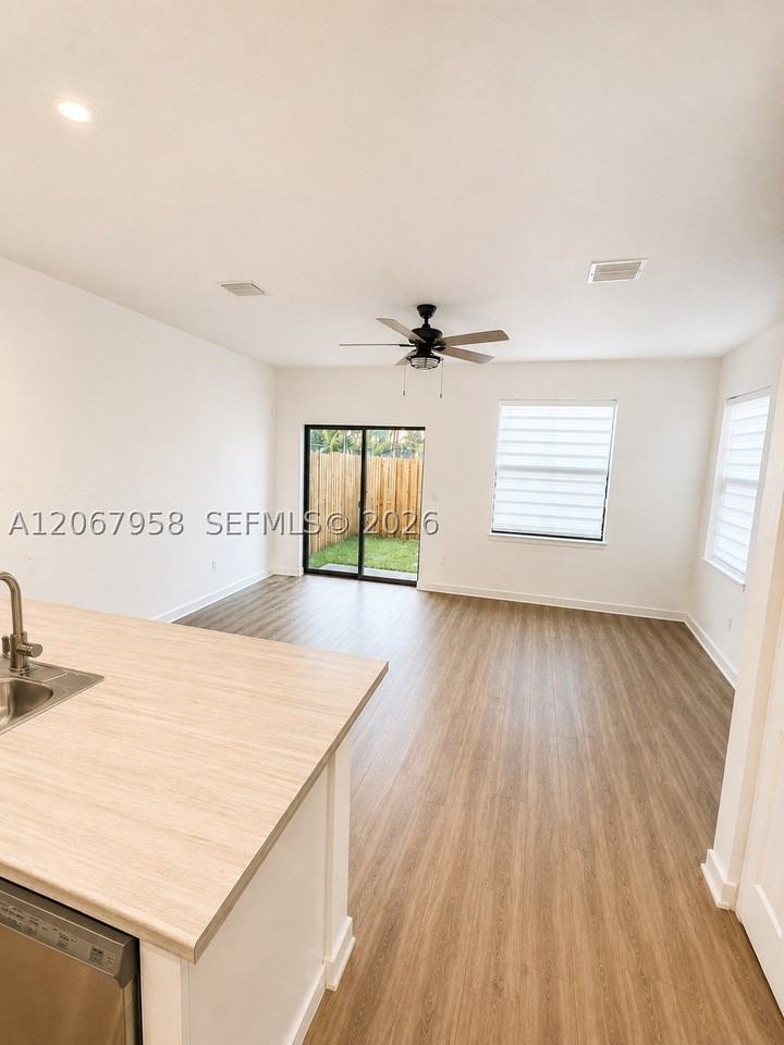 18120 Sw 148th Rd - Photo 3 of 16