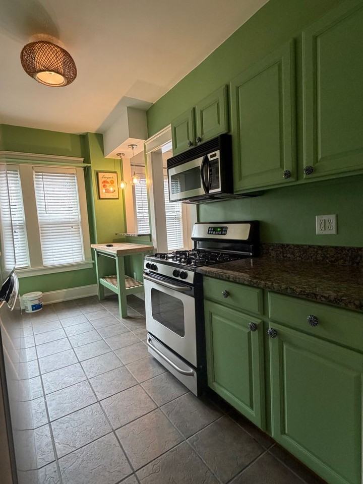 2476 Derbyshire Rd #6 - Photo 4 of 20