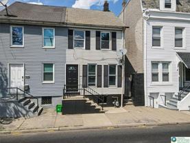 841 Jackson St - Photo 1 of 1