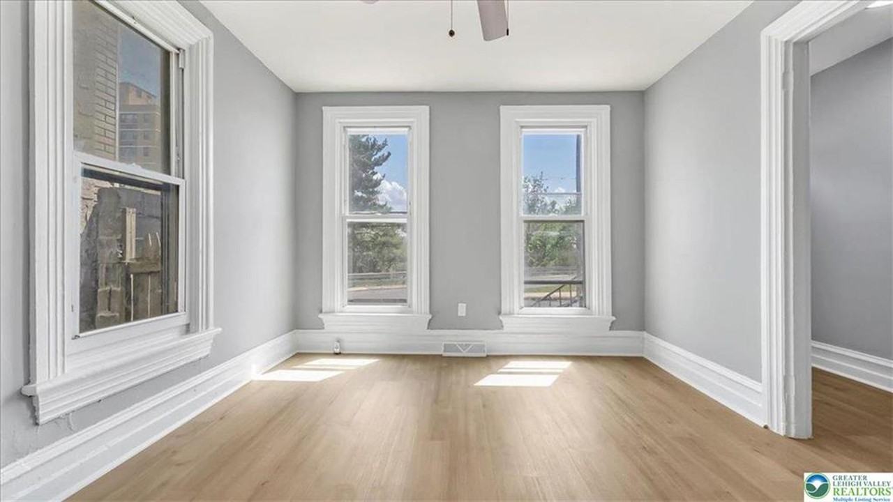 841 Jackson St - Photo 5 of 35