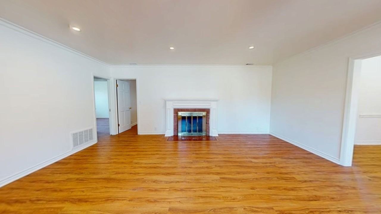 2037 2037 Sinaloa Ave - Front House - Photo 7 of 22