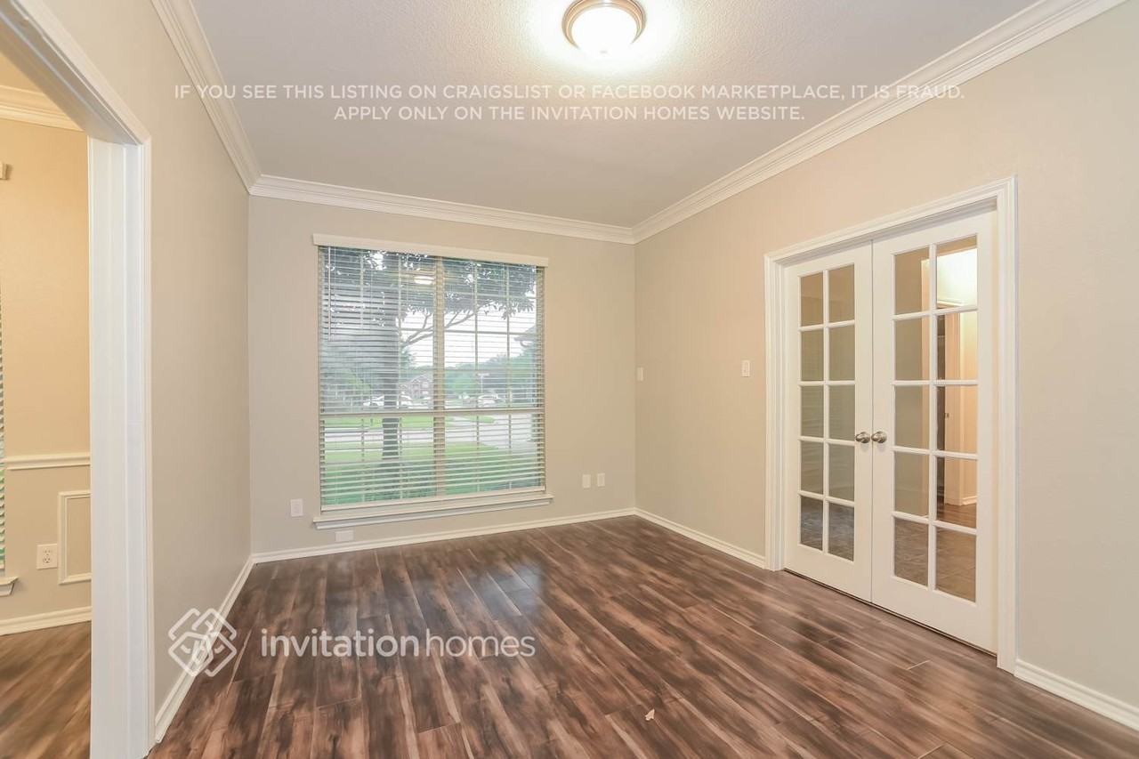 6517 Forest Park Dr - Photo 6 of 13
