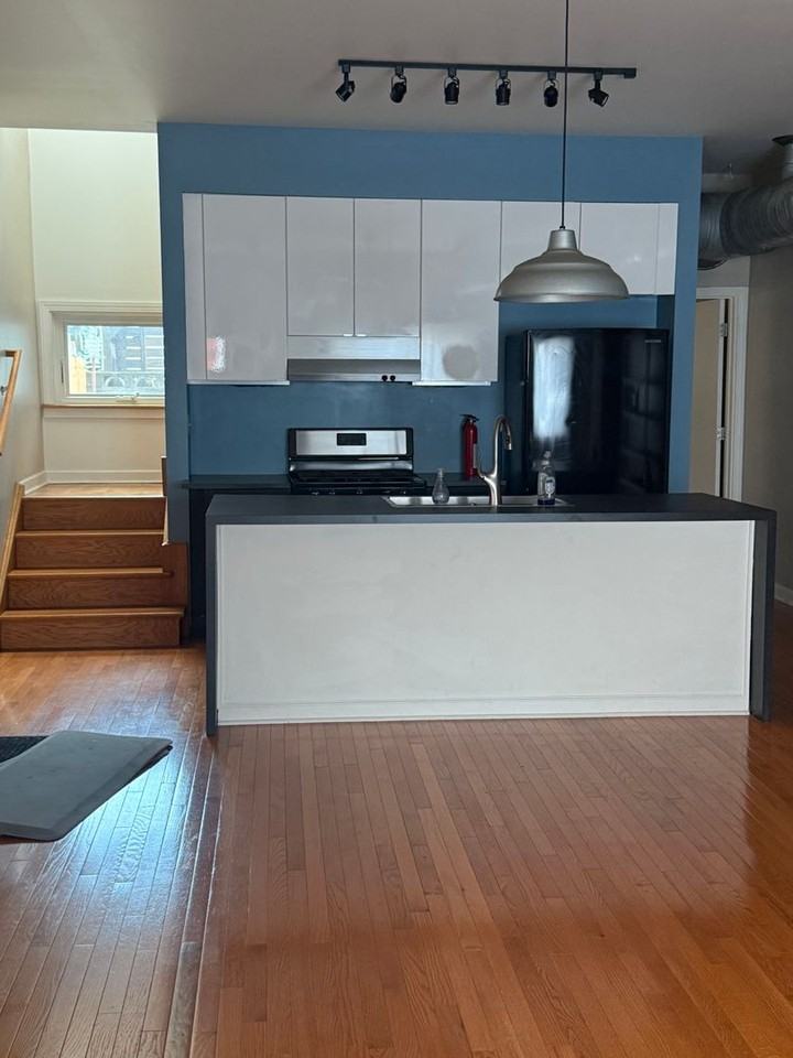 137 S 15th St - Photo 2 of 18