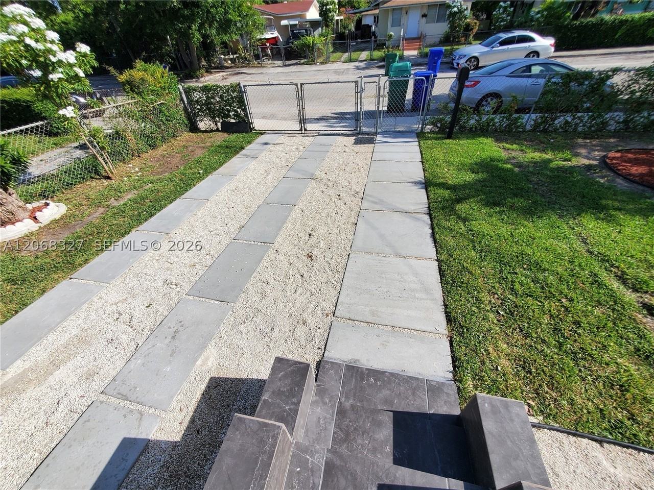 70 Nw 33rd St - Photo 4 of 48