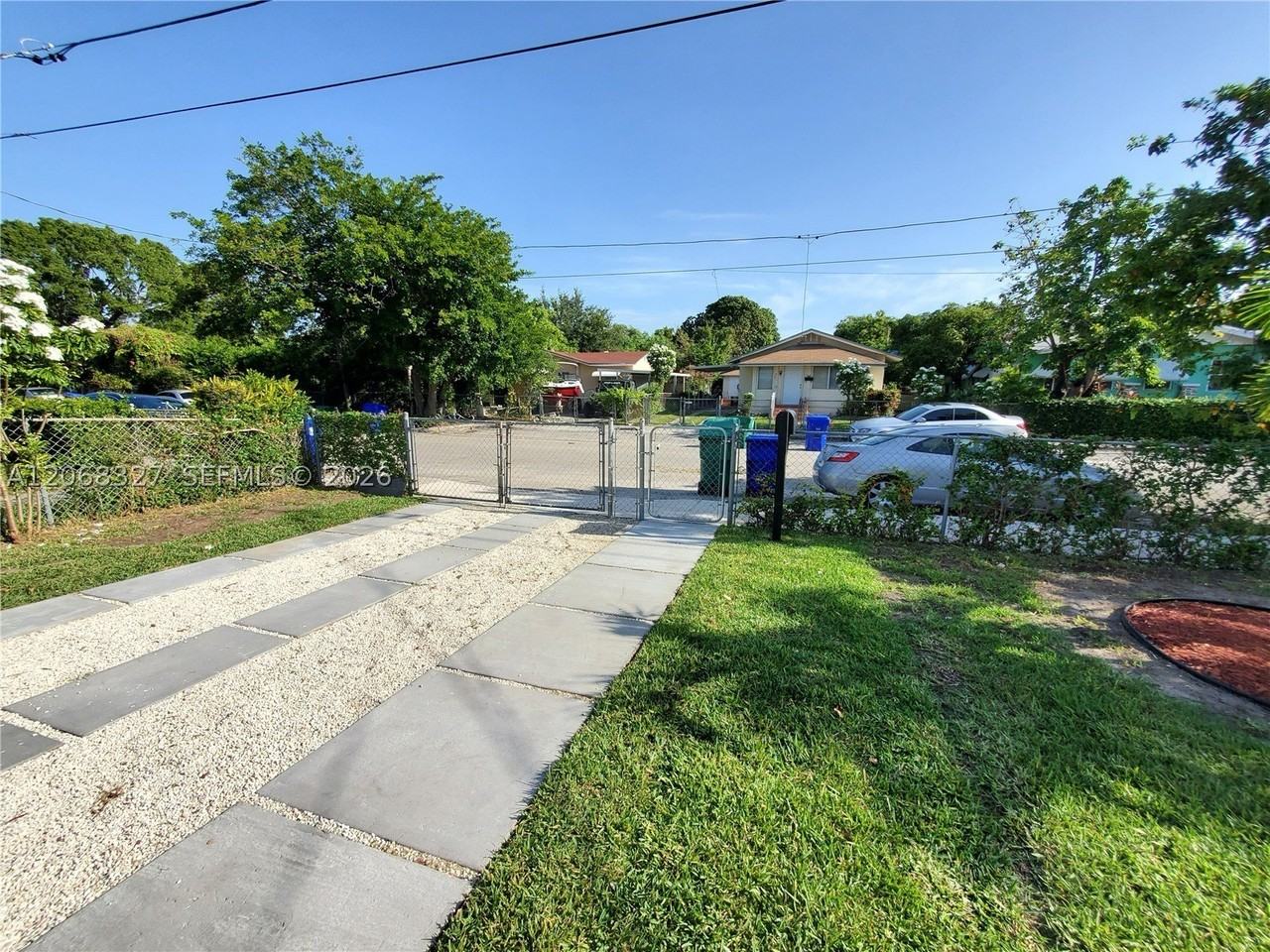 70 Nw 33rd St - Photo 5 of 48
