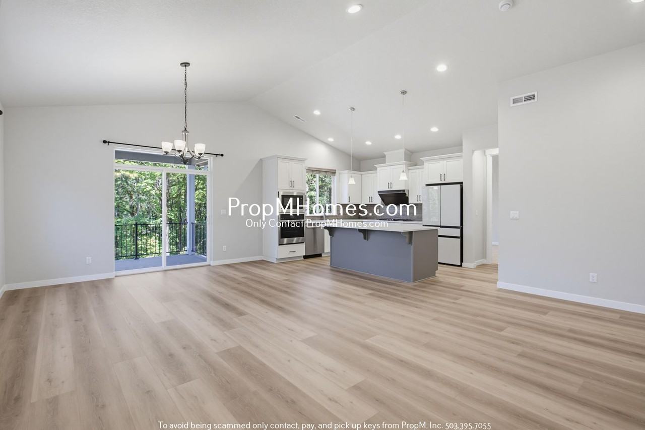 15737 15737 SE Compass Course Street - NEW PROPERTY - Photo 5 of 28