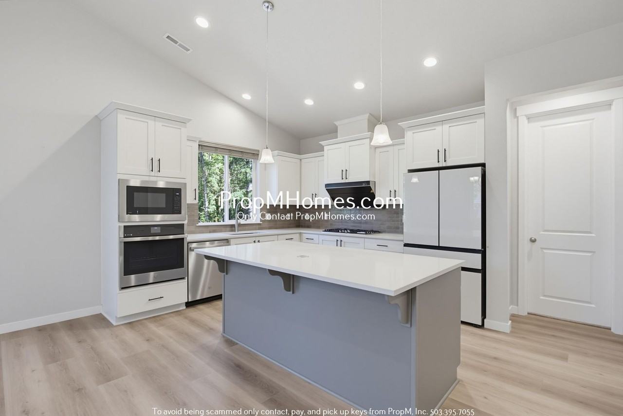 15737 15737 SE Compass Course Street - NEW PROPERTY - Photo 6 of 28