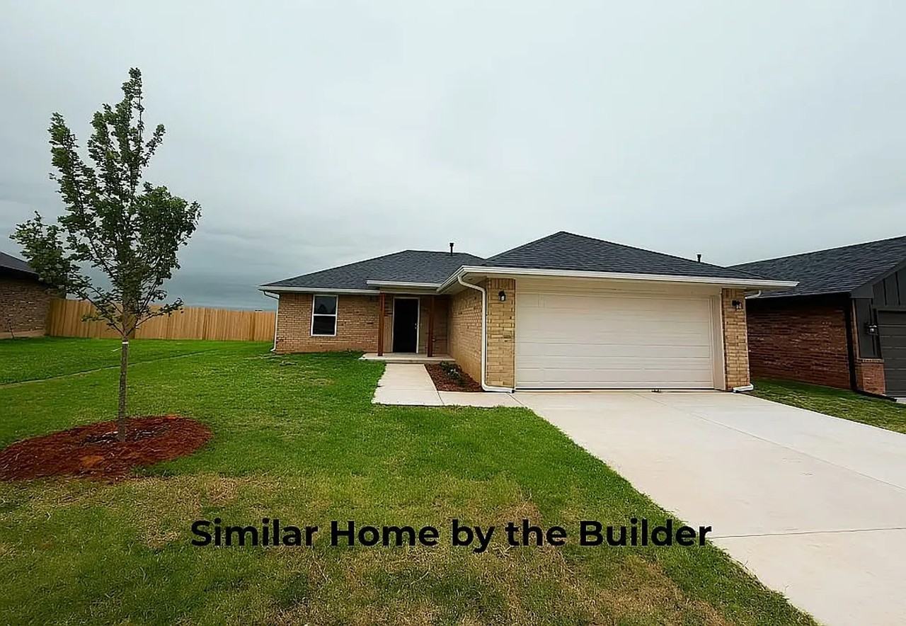 1621 Highland Loop