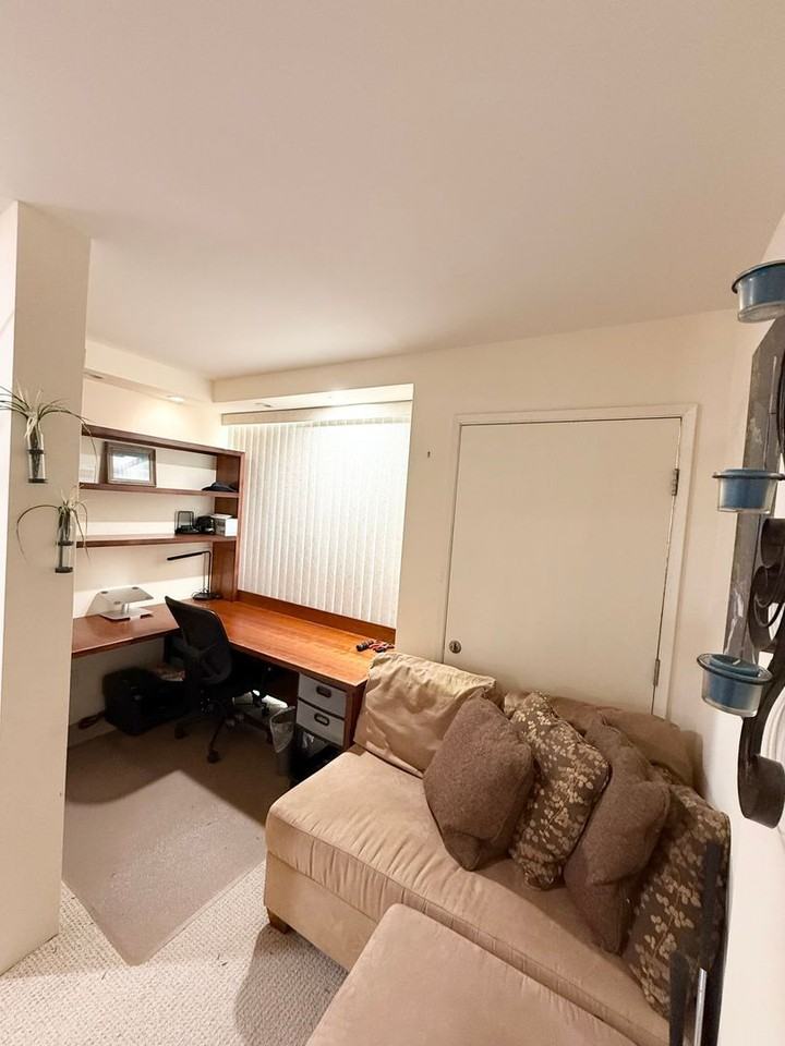 670 Prospect St - Photo 6 of 12
