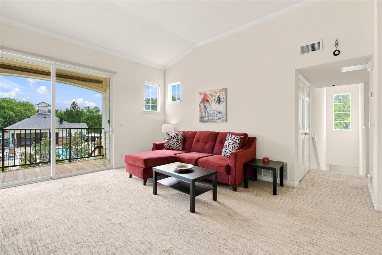 1153 S Alton St #B - Photo 7 of 22