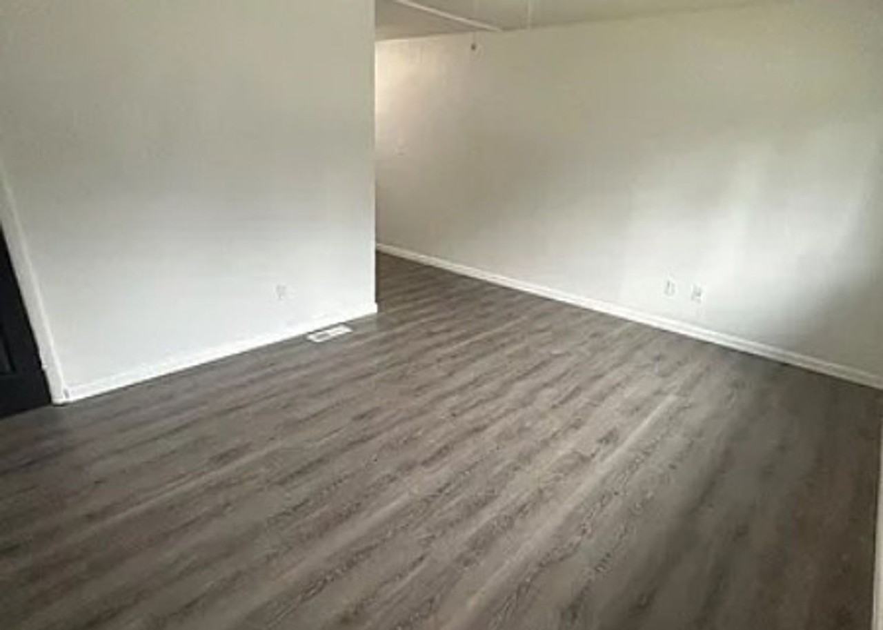 117 Kenneth Ave - Photo 2 of 8