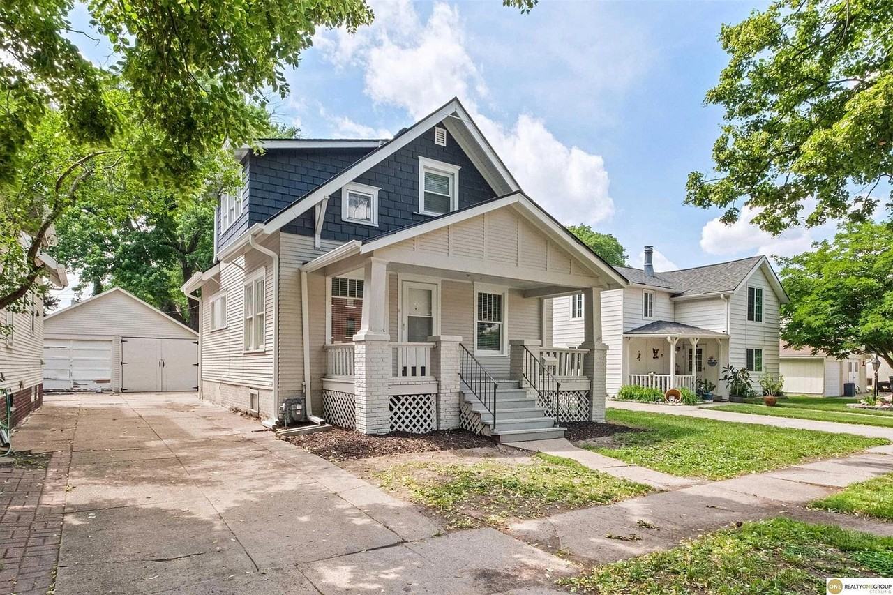 823 N H St - Photo 2 of 25