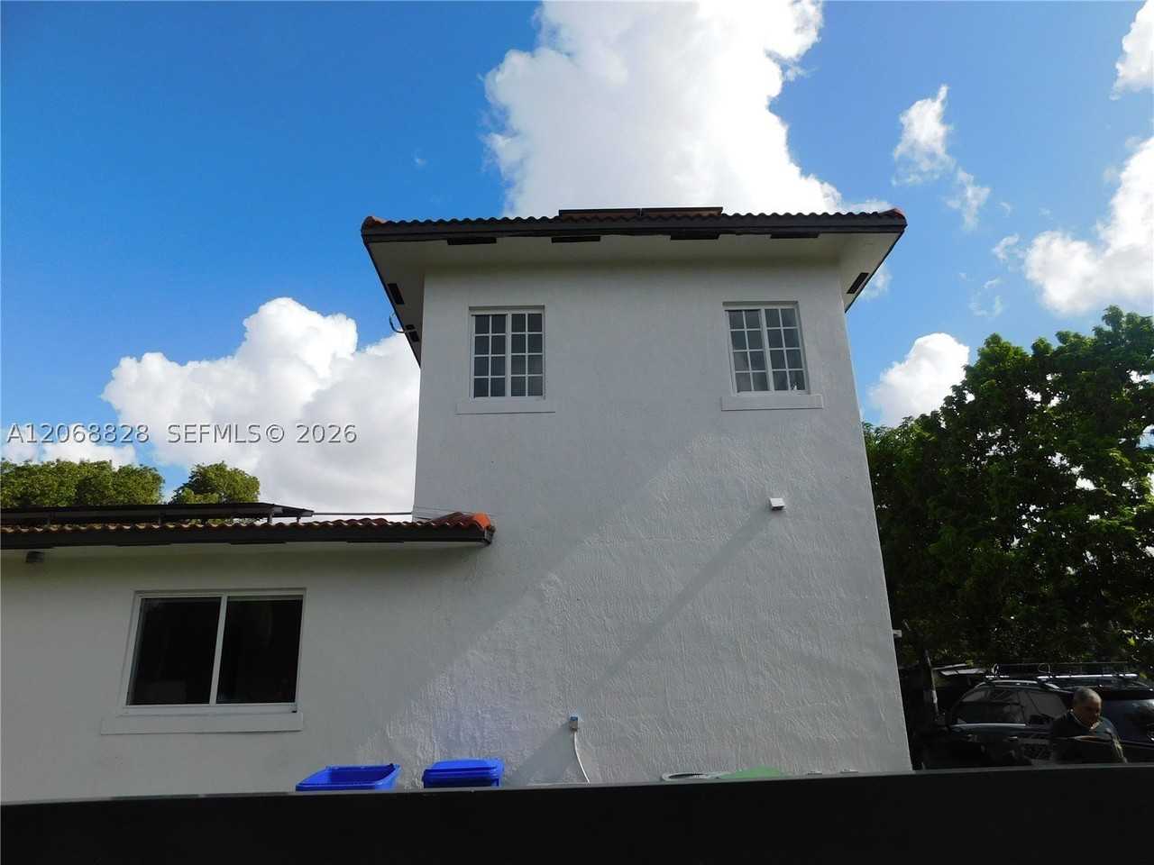 1851 Nw 32nd Ave #B31 - Photo 4 of 18