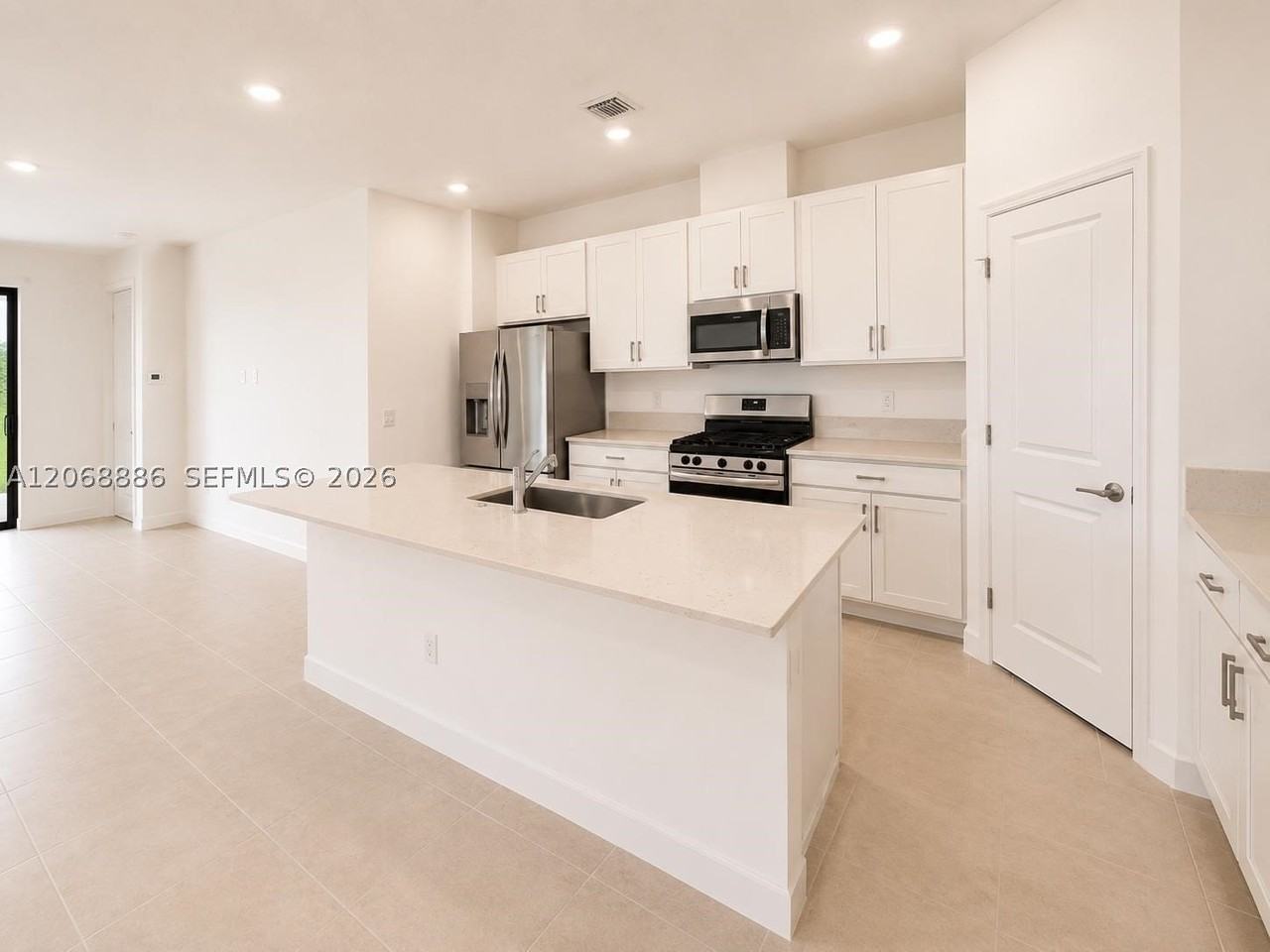 10699 Nw Wilgrove Ln #10699 - Photo 3 of 16