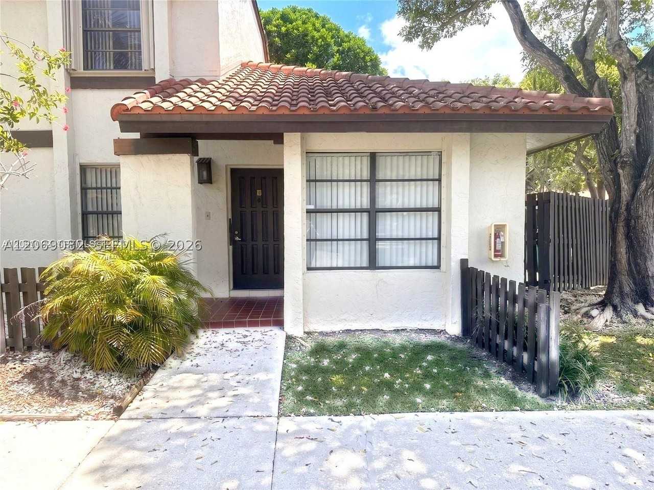 13273 Sw 110th Ter #1