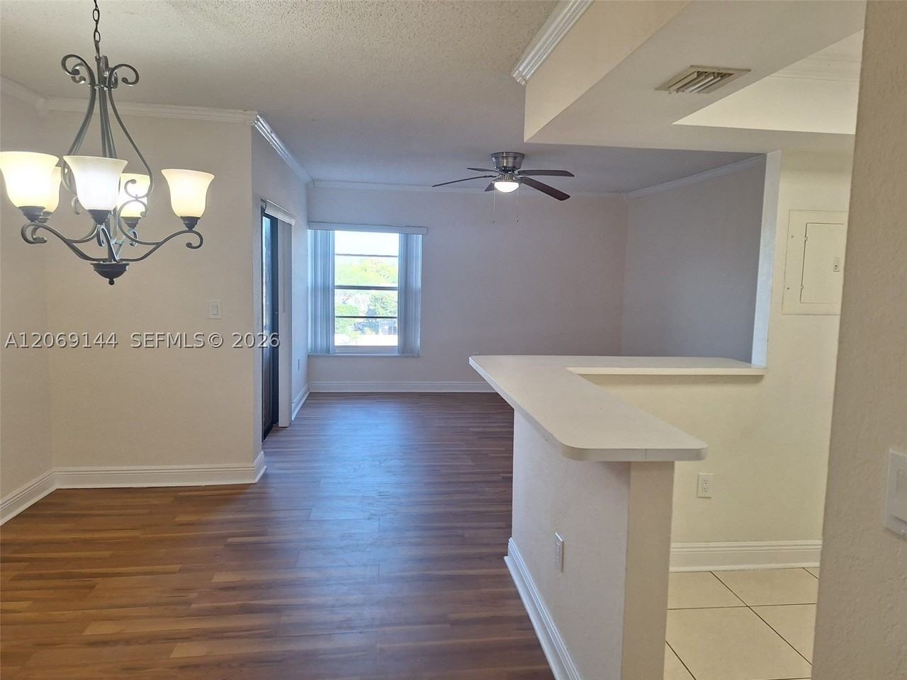 17600 Nw 68th Ave - Photo 3 of 10
