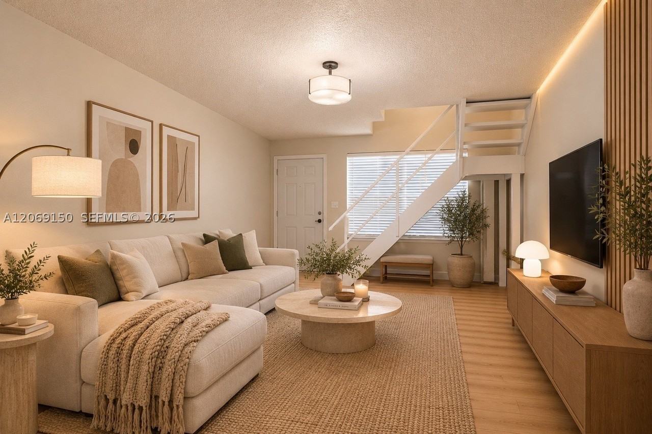 3025 Mary St #1 - Photo 7 of 17