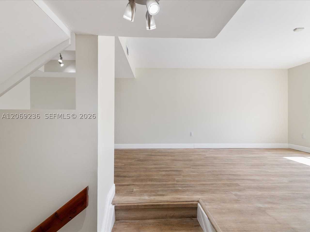 390 Nw 86th Pl #201 - Photo 4 of 48