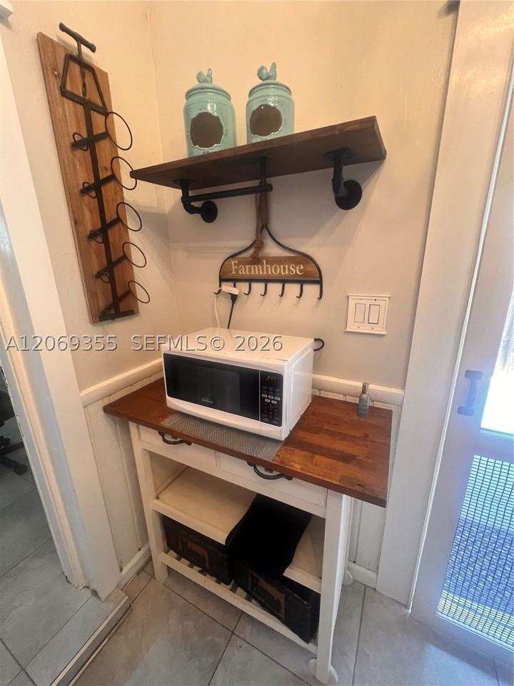 1735 Sw 85th Ave #0 - Photo 6 of 10