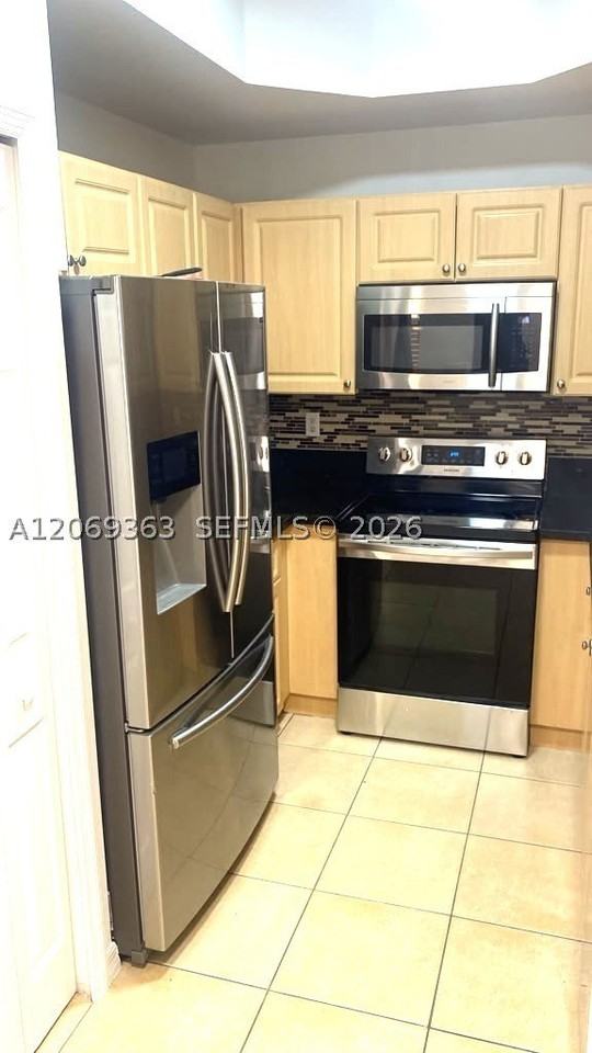 10645 Sw 8th St #2406 - Photo 6 of 28