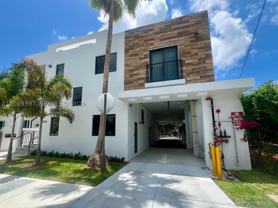 1860 Nw 19th St #203 - Photo 1 of 1