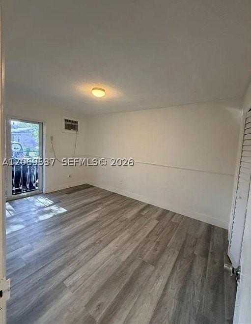 1380 Sw 2nd St #2 - Photo 5 of 7