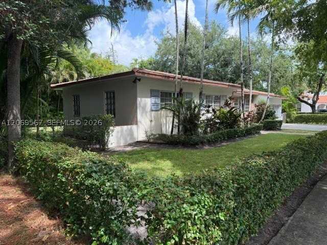 828 Lorca St - Photo 2 of 21