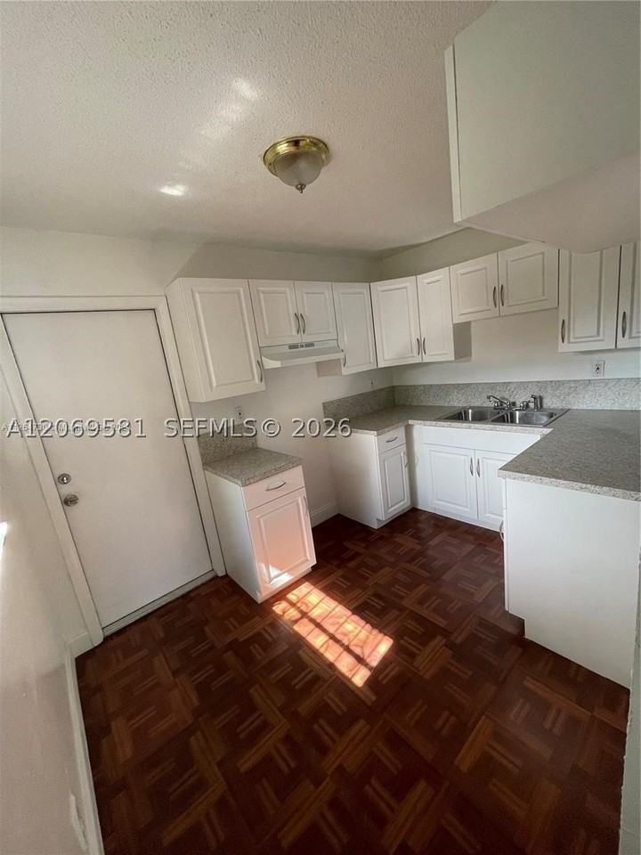 3677 Florida Ave #3677 - Photo 4 of 13