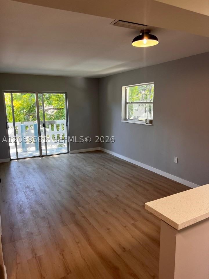 7820 Ne Bayshore Ct #208 - Photo 4 of 14
