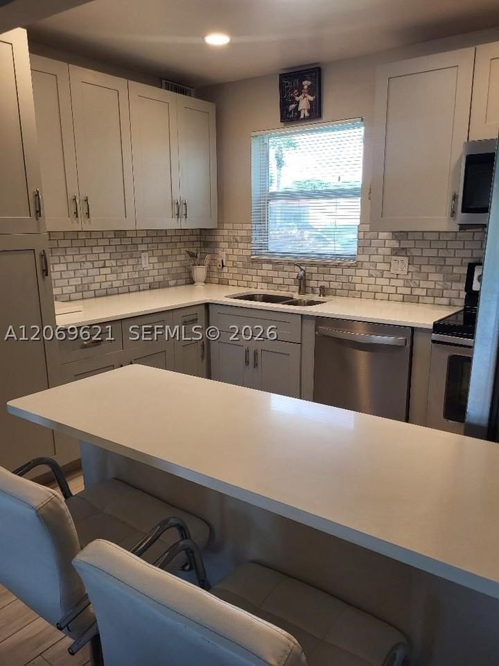 136 Lake Dora Dr #136 - Photo 7 of 42