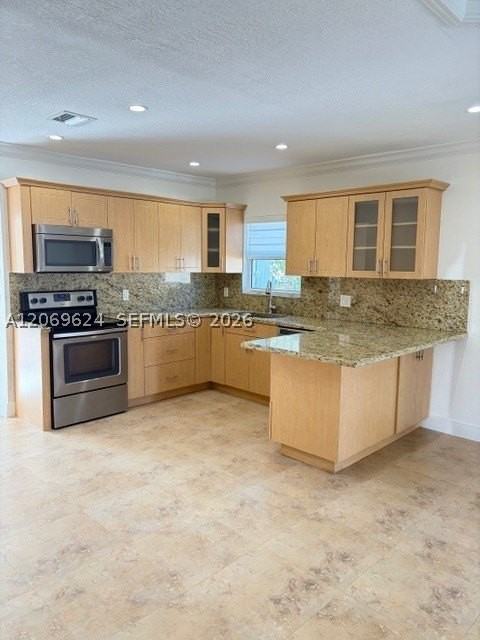 3660 Nw 15th St - Photo 3 of 15