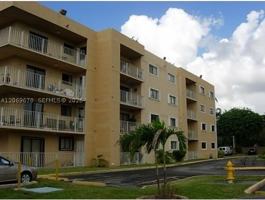 featured image of 8500 Nw 8th St #303