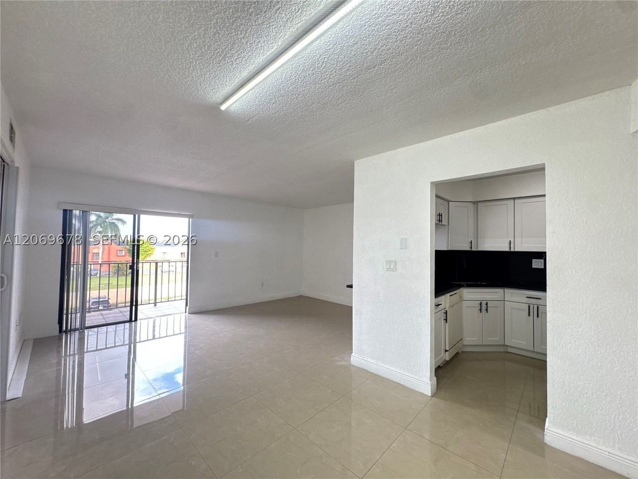 8500 Nw 8th St #303 - Photo 2 of 12