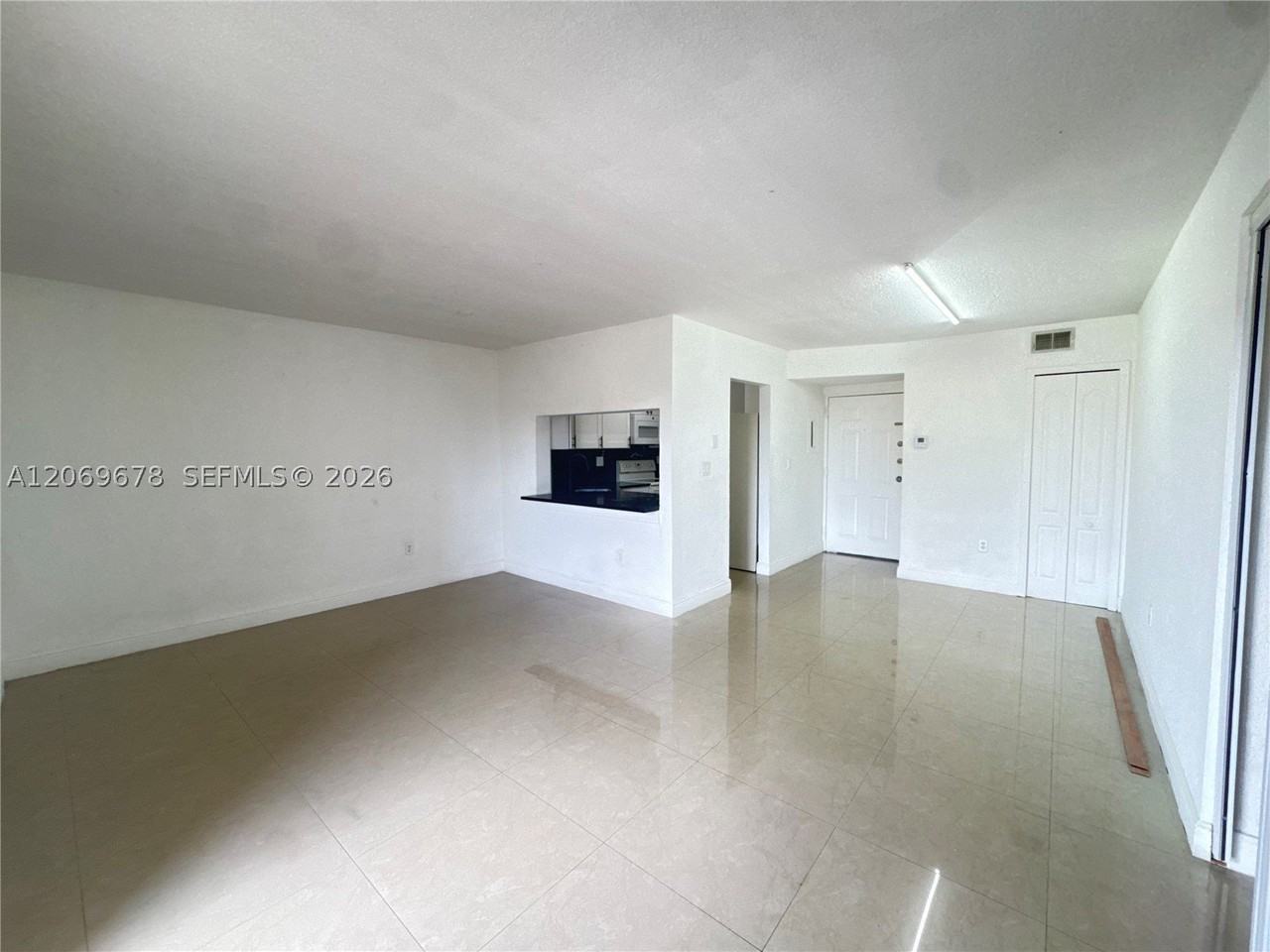 8500 Nw 8th St #303 - Photo 6 of 12