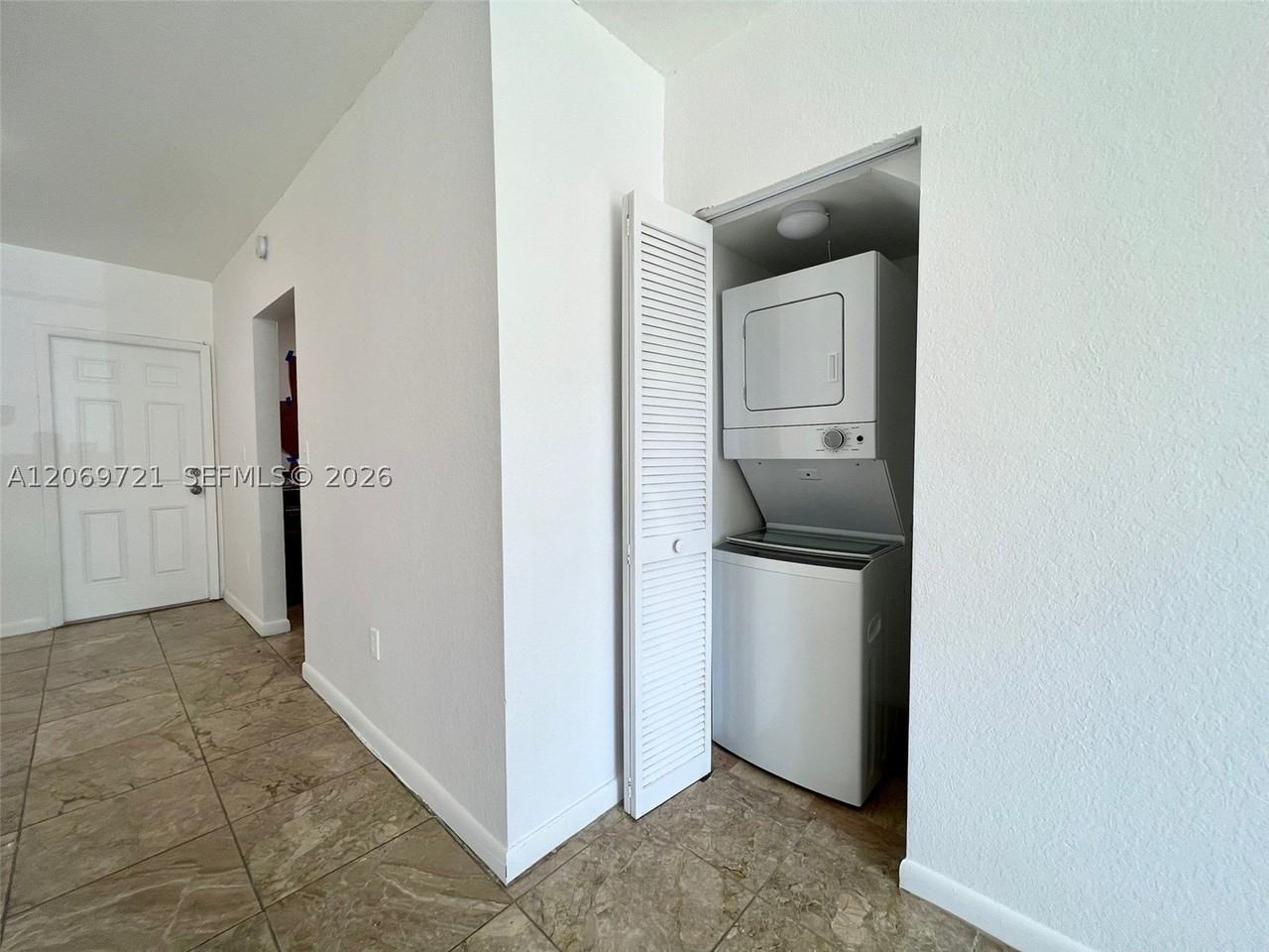 8460 Nw 4th Ct #8460 - Photo 4 of 18