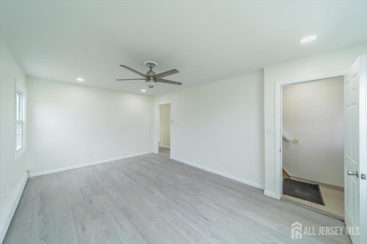 54 Bergen St #1 - Photo 4 of 28