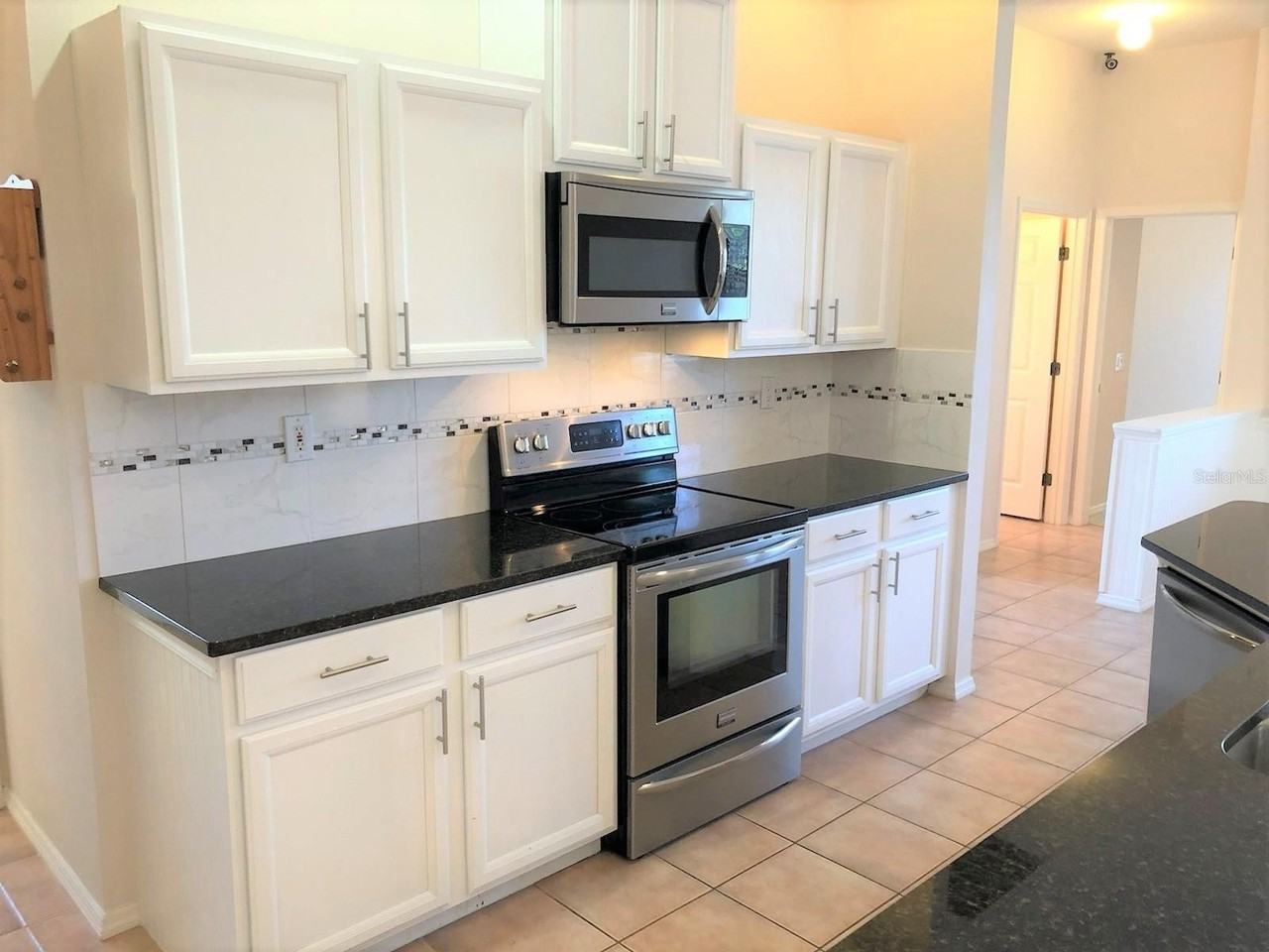 4200 Tennyson Way - Photo 5 of 22