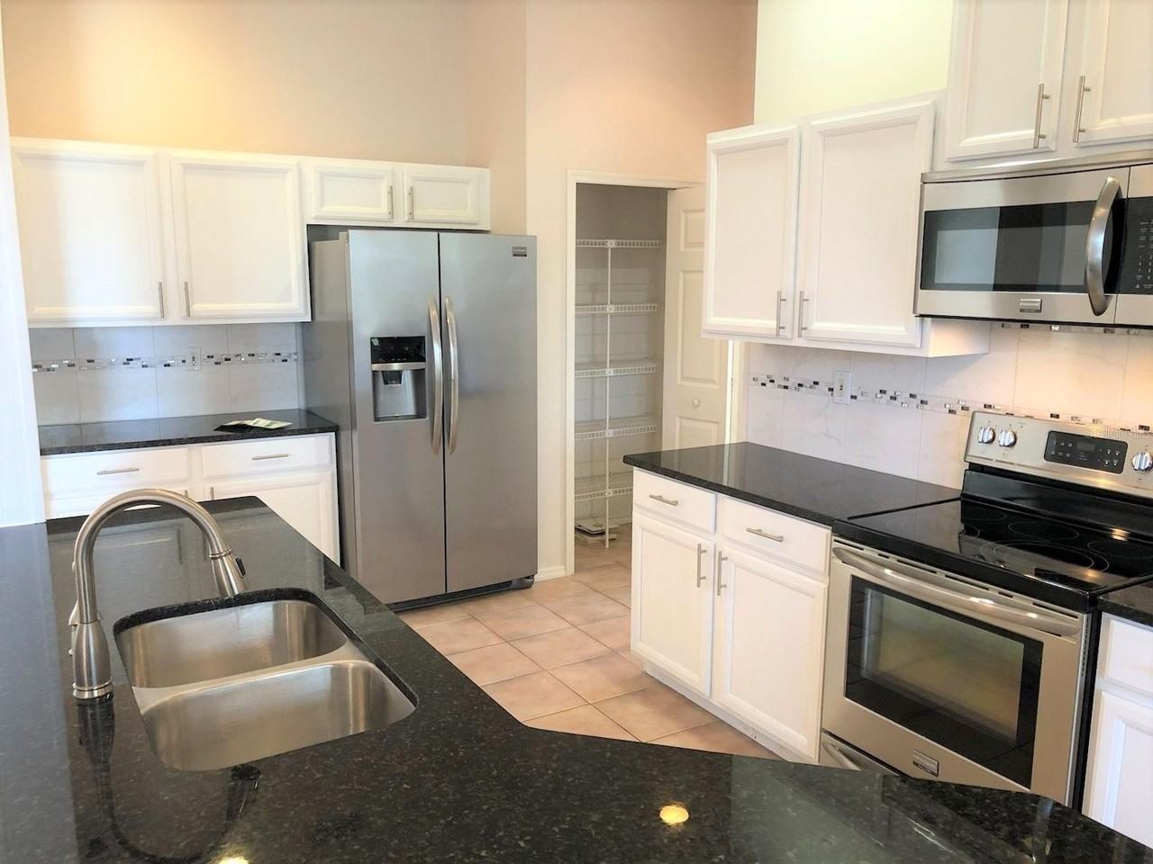 4200 Tennyson Way - Photo 6 of 22