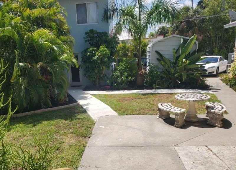 457 W Marion Ave #B - Photo 4 of 15