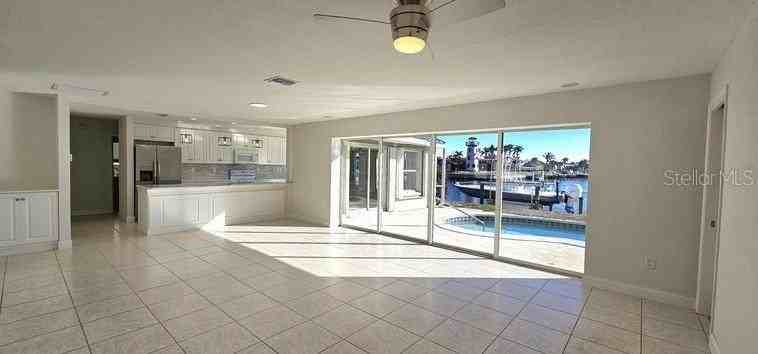 418 Medici Ct - Photo 4 of 24