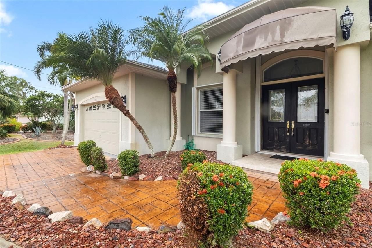 281 Hallcrest Ter - Photo 4 of 50