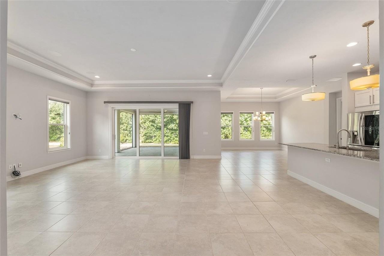 11890 Sw 33rd Ln - Photo 5 of 50