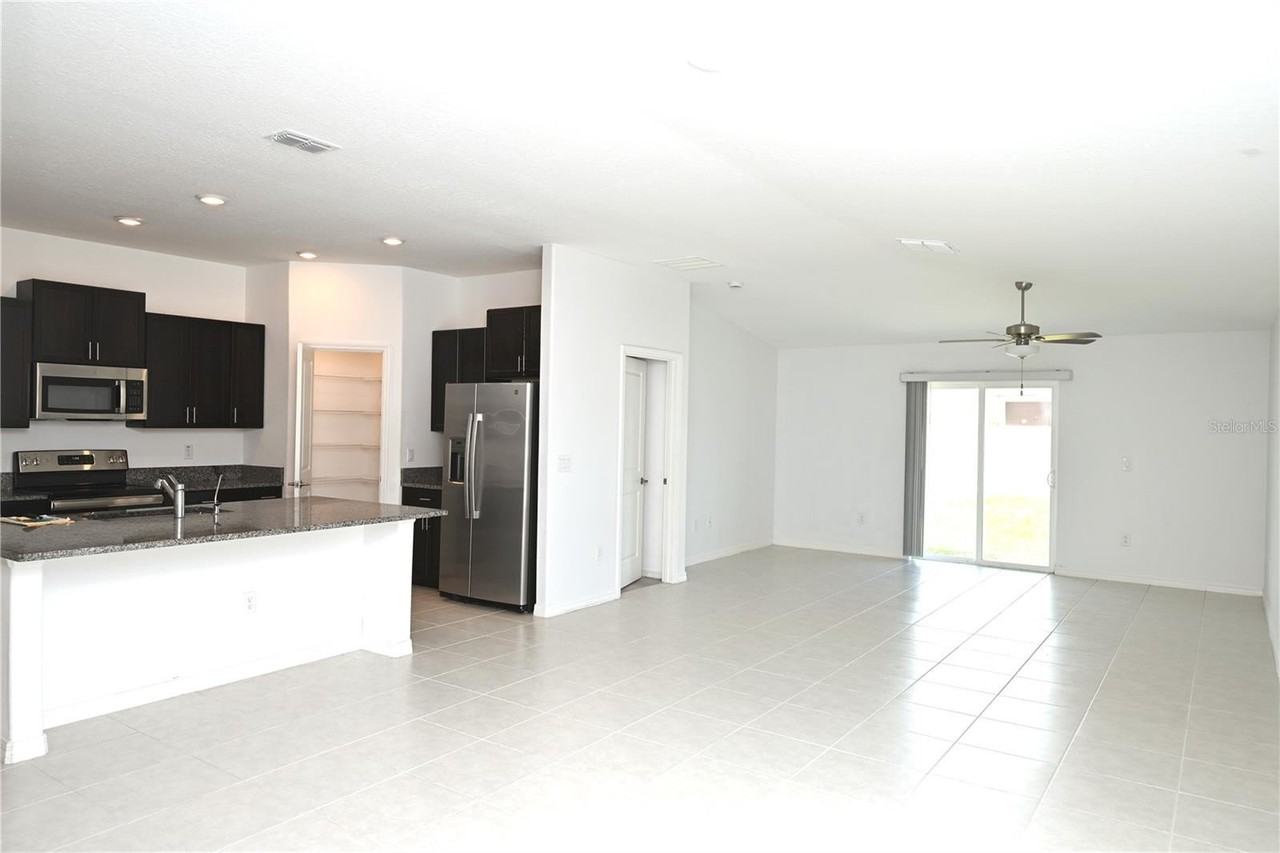 2674 Red Egret Dr - Photo 2 of 37